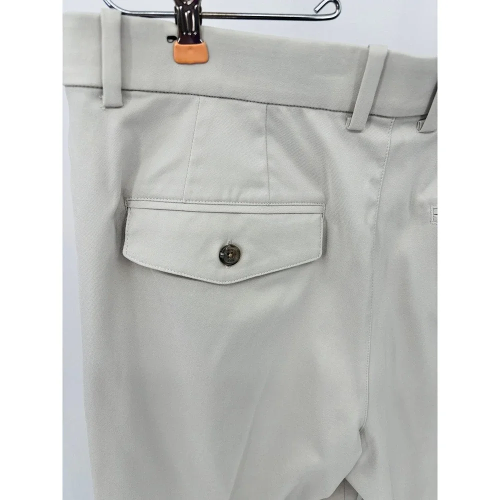 Nike Dri Fit Mens Shorts 34 Tan Khaki Golf Standard Fit Logo Pockets RN56323